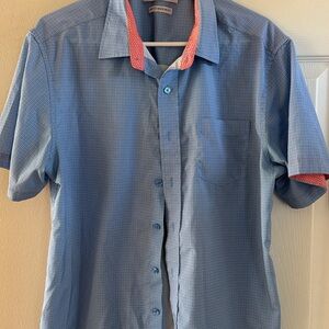 Light Blue Short-Sleeve Men's Dress Shirt with Contrast Trim